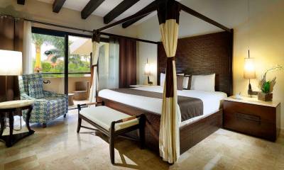 Rooms & suites